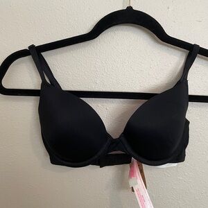 Classic Black Women's Bra 30C